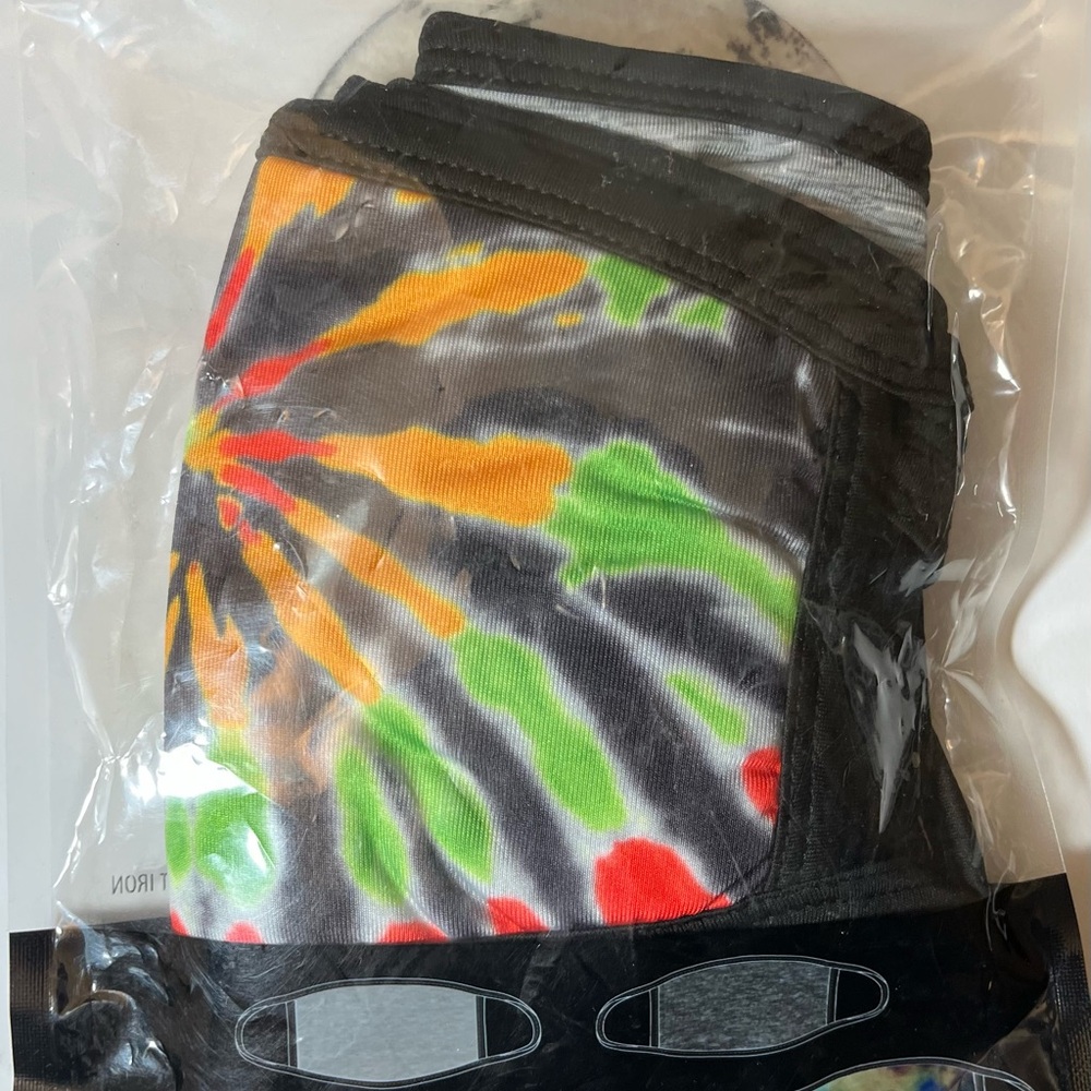 MAD Engine Vibrant Face Mask Collection - Picture 6 of 6